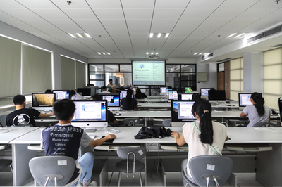 微學(xué)院考試頻道 浙江在線引領(lǐng)浙江軟件開(kāi)發(fā)人才培養(yǎng)新路徑